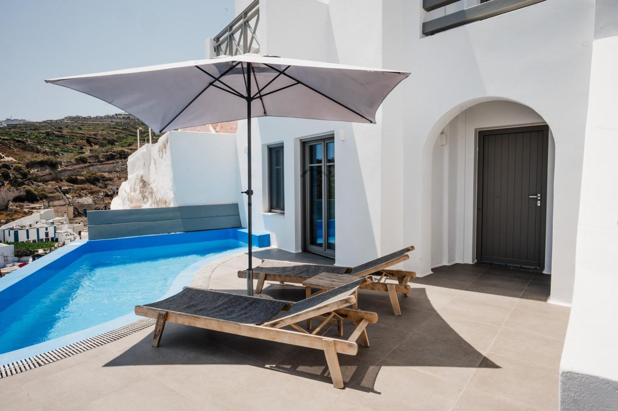 Amphitrite Suites Santorini Vothon Номер фото