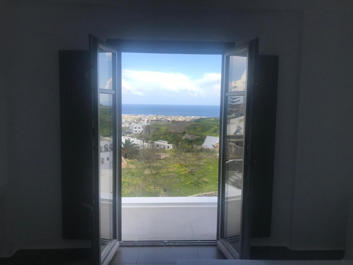 Amphitrite Suites Santorini Vothon Екстер'єр фото